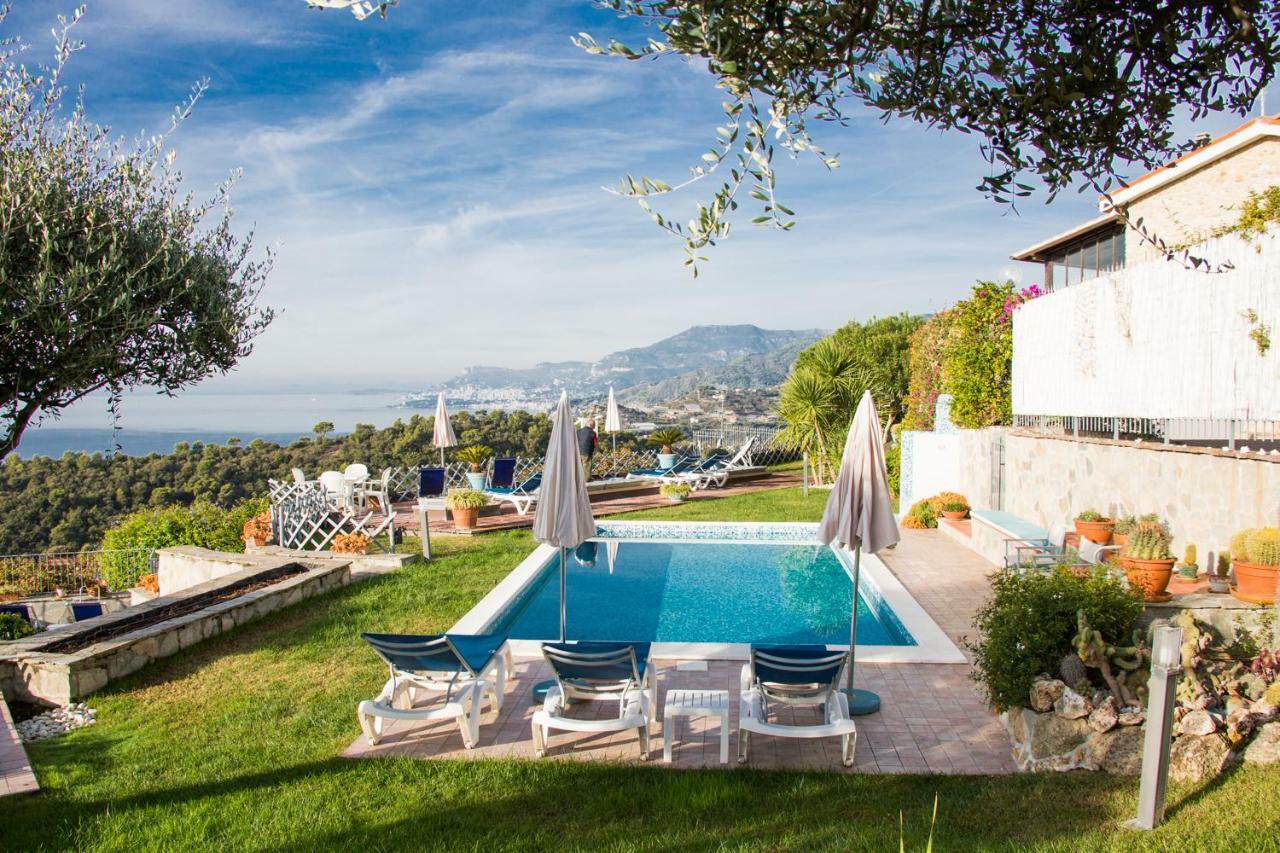 Villa Vigna กัมโปโรสโซ ภายนอก รูปภาพ